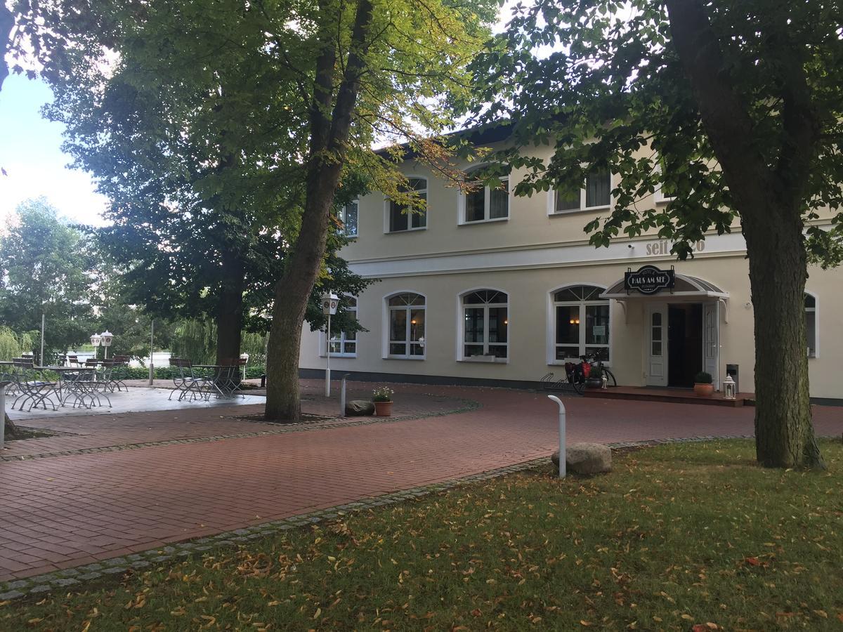Hotel & Restaurant Haus Am See Locknitz Eksteriør bilde